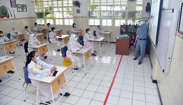 IDAI Tak Setuju, Kemendikbud Tetap Buka Sekolah